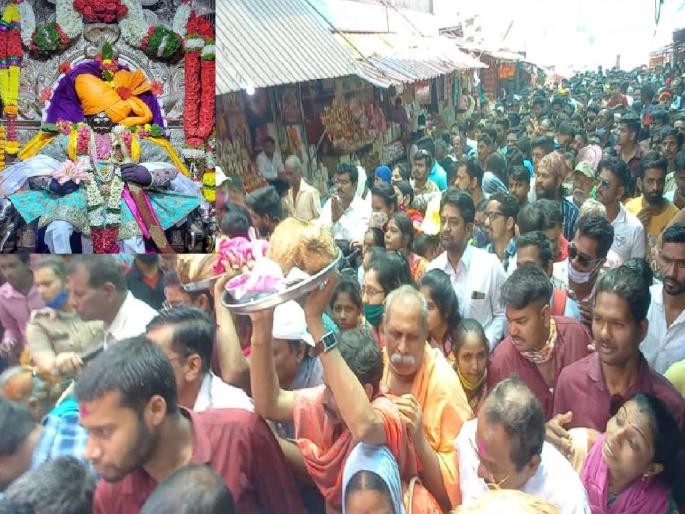E pass canceled, lots of devotees flock to Jyotiba Temple | ई-पास रद्द, जोतिबाच्या खेट्याला भाविकांची अलोट गर्दी E pass canceled, lots of devotees flock to Jyotiba Temple | ई-पास रद्द, जोतिबाच्या खेट्याला भाविकांची अलोट गर्दी
