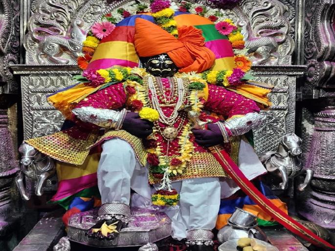 Shravan Shashthi Yatra begins on Jyotiba hill in kolhapur, crowds of devotees | Kolhapur: जोतिबा डोंगरावर श्रावण षष्ठी यात्रेस सुरुवात, भाविकांची गर्दी