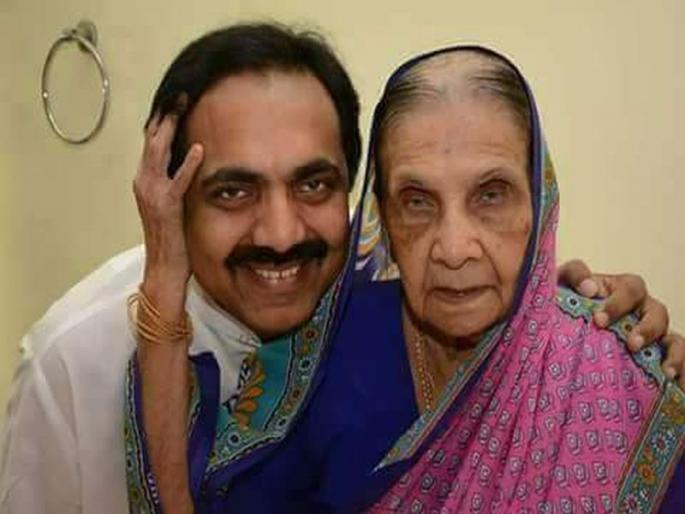 Today, I regret not having a mother ... Jayat Patil swears by Sharad Pawar | 'आज आई नाही याची खंत'... शरद पवारांचं नाव घेऊन जयंत पाटलांची शपथ Today, I regret not having a mother ... Jayat Patil swears by Sharad Pawar | 'आज आई नाही याची खंत'... शरद पवारांचं नाव घेऊन जयंत पाटलांची शपथ