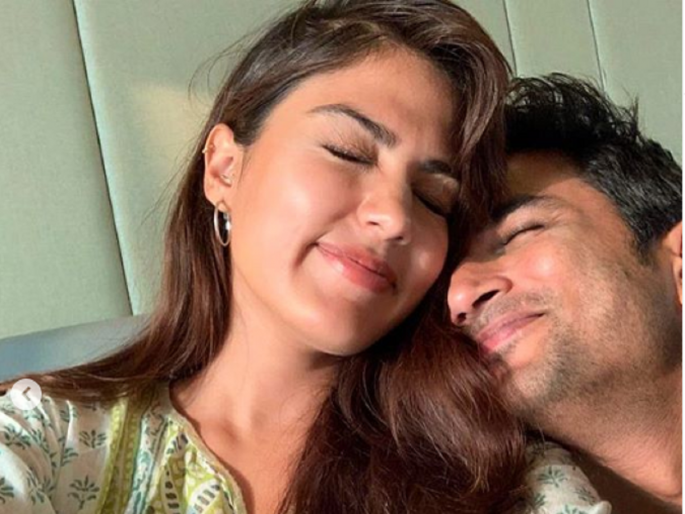 sushant singh rajput 1 month death anniversary girlfriend rhea chakraborty penned an emotional note | वचन देते आपले प्रेम...! रिया चक्रवर्तीने दिली सुशांतवरच्या प्रेमाची कबुली, शेअर केली पोस्ट sushant singh rajput 1 month death anniversary girlfriend rhea chakraborty penned an emotional note | वचन देते आपले प्रेम...! रिया चक्रवर्तीने दिली सुशांतवरच्या प्रेमाची कबुली, शेअर केली पोस्ट