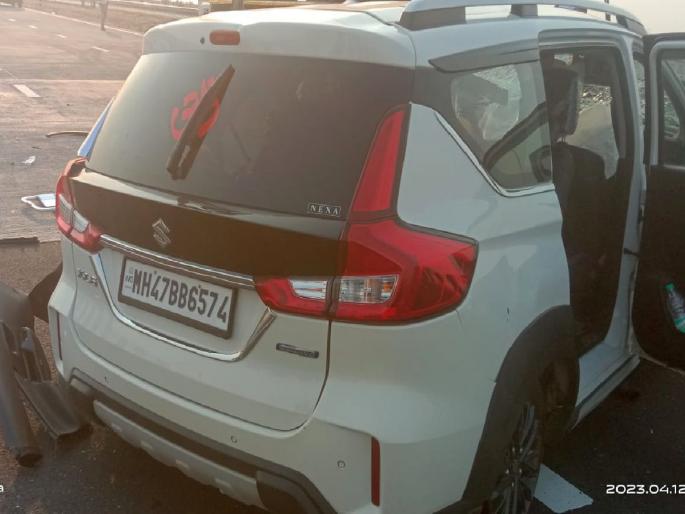 two killed, three injured as car tyres burst on Samruddhi highway | समृद्धी महामार्गावर कारचे टायर फुटले, दोन ठार, तिघे जखमी two killed, three injured as car tyres burst on Samruddhi highway | समृद्धी महामार्गावर कारचे टायर फुटले, दोन ठार, तिघे जखमी