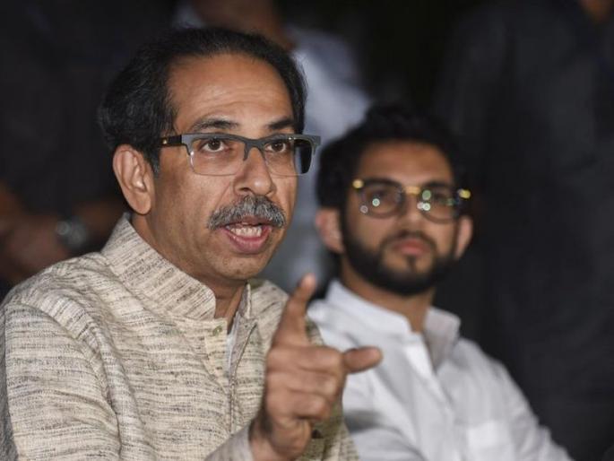 CM Uddhav Thackeray said that 50 per cent staff will be present in the government office mac | Coronavirus: रेल्वे, बसेसमधील प्रवाशी क्षमता कमी करणार; राज्य सरकारने घेतला महत्वाचा निर्णय CM Uddhav Thackeray said that 50 per cent staff will be present in the government office mac | Coronavirus: रेल्वे, बसेसमधील प्रवाशी क्षमता कमी करणार; राज्य सरकारने घेतला महत्वाचा निर्णय