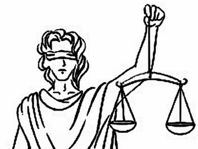 Justice too expensive! The increase in the fees resulted in the purview of the advocacy organization at Nanded | न्यायही महागला !; शुल्कात वाढ झाल्याने नांदेड येथे वकील संघटना आंदोलनाच्या पवित्र्यात Justice too expensive! The increase in the fees resulted in the purview of the advocacy organization at Nanded | न्यायही महागला !; शुल्कात वाढ झाल्याने नांदेड येथे वकील संघटना आंदोलनाच्या पवित्र्यात