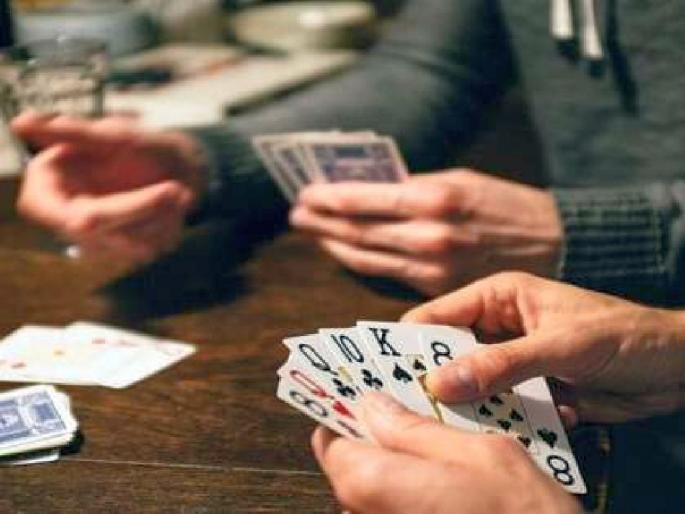 raid on gambling den in Yavatmal; 17 people including a woman were arrested, goods worth 4 lakh 32 thousand were seized | यवतमाळमध्ये जुगार अड्ड्यावर छापा; महिलेसह १७ जणांना अटक, ४ लाखांचा मुद्देमाल जप्त