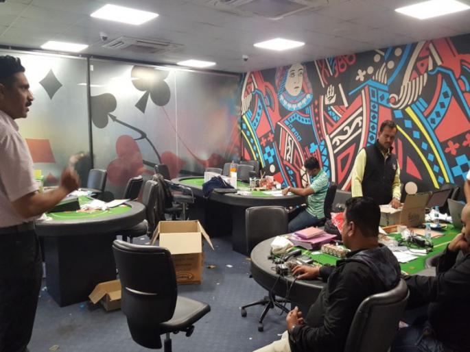 Police officer found in gambling! Mundhwa police action, owner of the club former corporator | जुगार खेळताना सापडला पोलीस अधिकारी!; मुंढवा पोलिसांची कारवाई, क्लबचा मालक माजी नगरसेवक Police officer found in gambling! Mundhwa police action, owner of the club former corporator | जुगार खेळताना सापडला पोलीस अधिकारी!; मुंढवा पोलिसांची कारवाई, क्लबचा मालक माजी नगरसेवक