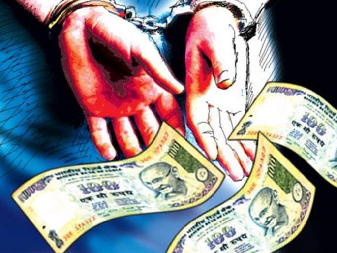 Junior engineer Arested for taking bribe | लाचखाेर कनिष्ठ अभियंता गजाआड Junior engineer Arested for taking bribe | लाचखाेर कनिष्ठ अभियंता गजाआड