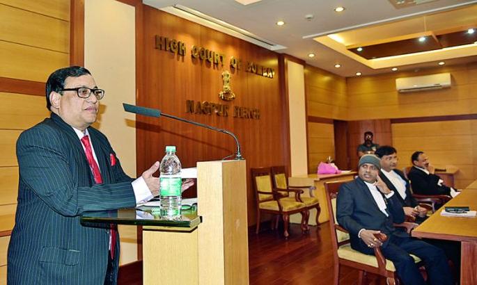 Government should comply with natural justice: Justice Arun Chaudhari | सरकारने नैसर्गिक न्यायतत्त्वाचे पालन करावे : न्या. अरुण चौधरी Government should comply with natural justice: Justice Arun Chaudhari | सरकारने नैसर्गिक न्यायतत्त्वाचे पालन करावे : न्या. अरुण चौधरी