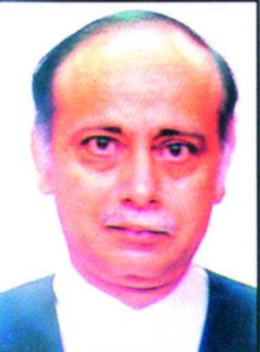 Bhushan Dharmadhikar Chief Justice: feather in the head of Nagpur | भूषण धर्माधिकारी मुख्य न्यायमूर्ती : नागपूरच्या शिरपेचात मानाचा तुरा