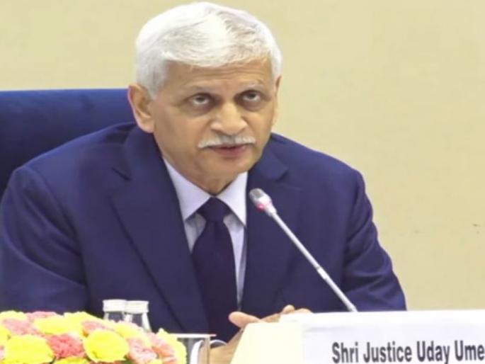 Budding lawyers should not fear the obstacle course; Appeal of Chief Justice Uday Lalit | नवोदित वकिलांनी अडथळ्यांच्या शर्यतीला घाबरू नये; सरन्यायाधीश उदय लळित यांचे आवाहन Budding lawyers should not fear the obstacle course; Appeal of Chief Justice Uday Lalit | नवोदित वकिलांनी अडथळ्यांच्या शर्यतीला घाबरू नये; सरन्यायाधीश उदय लळित यांचे आवाहन