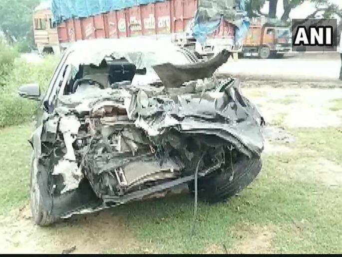 Accident, son of the minister of education, dies on friend's marriage of uttarakhand | मित्राच्या लग्नाला जाताना भीषण अपघात, शिक्षणमंत्र्यांच्या मुलाचा मृत्यू Accident, son of the minister of education, dies on friend's marriage of uttarakhand | मित्राच्या लग्नाला जाताना भीषण अपघात, शिक्षणमंत्र्यांच्या मुलाचा मृत्यू