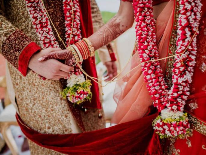 younger brother married earlier, killing the husband and wife by the elder brother | छोट्या भावाने आधी लग्न केले, मोठ्या भावाकडून पती-पत्नीची हत्या younger brother married earlier, killing the husband and wife by the elder brother | छोट्या भावाने आधी लग्न केले, मोठ्या भावाकडून पती-पत्नीची हत्या