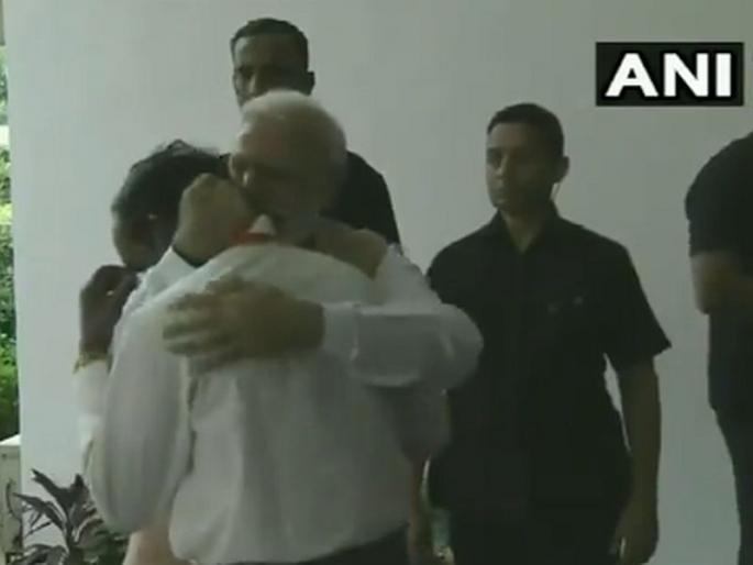 Chandrayaan 2 Mission Vikram Rover Moon Landing Live Updates: India on the cusp of Moon landing | Chandrayaan-2 Landing Live Video : इस्रो प्रमुख के. सिवन झाले भावूक; पंतप्रधान मोदींनी दिला धीर Chandrayaan 2 Mission Vikram Rover Moon Landing Live Updates: India on the cusp of Moon landing | Chandrayaan-2 Landing Live Video : इस्रो प्रमुख के. सिवन झाले भावूक; पंतप्रधान मोदींनी दिला धीर