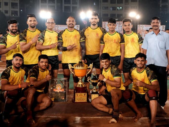 Kabaddi: Double tittle of Swastika sports board | कबड्डी : स्वस्तिक क्रीडा मंडळाचा डबल धमाका; दोन जेतेपदावर कोरले नाव Kabaddi: Double tittle of Swastika sports board | कबड्डी : स्वस्तिक क्रीडा मंडळाचा डबल धमाका; दोन जेतेपदावर कोरले नाव