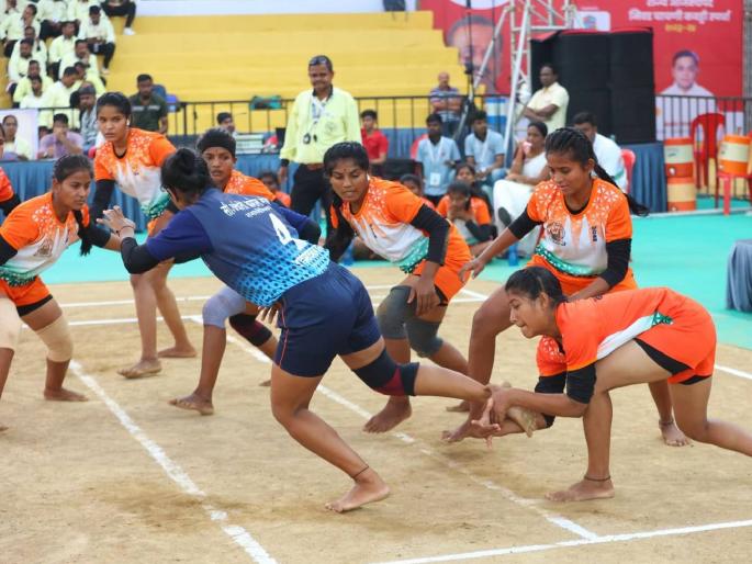 Parbhani, Pimpri-Chinchwad, Kolhapur win in Chief Minister's Cup Kabaddi Tournament | मुख्यमंत्री चषक कबड्डी स्पर्धेत परभणी, पिंपरी-चिंचवड, कोल्हापूरचा विजय