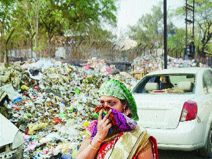 Not garbage, gold! | कचरा नव्हे, सोनेच!; औरंगाबादमध्ये आऊटसोर्सिंगच्या नावावर अक्षरश: लूट Not garbage, gold! | कचरा नव्हे, सोनेच!; औरंगाबादमध्ये आऊटसोर्सिंगच्या नावावर अक्षरश: लूट
