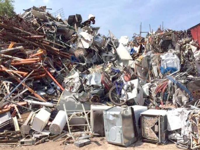 250 crores earned by Central Government by selling garbage, 34.69 lakh square feet area cleared | कचरा विकून केंद्र सरकारने कमावले 250 कोटी, 34.69 लाख चौरस फूट क्षेत्र साफ 250 crores earned by Central Government by selling garbage, 34.69 lakh square feet area cleared | कचरा विकून केंद्र सरकारने कमावले 250 कोटी, 34.69 लाख चौरस फूट क्षेत्र साफ