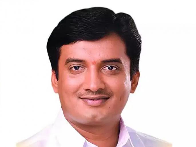 Doesn't the Kadam brothers see the fraud committed by the municipal administration regarding the assets of former MP Dhananjay Mahadik | धनंजय महाडिकांची फसवणूक कदमांना दिसत नाही का?, काँग्रेस पदाधिकाऱ्यांचा सवाल Doesn't the Kadam brothers see the fraud committed by the municipal administration regarding the assets of former MP Dhananjay Mahadik | धनंजय महाडिकांची फसवणूक कदमांना दिसत नाही का?, काँग्रेस पदाधिकाऱ्यांचा सवाल