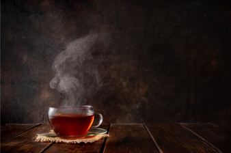corona prevention self medication and too much use of Kadha, hot water causing health problem. | व्हॉट्सॲपवर वाचलं म्हणून मनानेच भरमसाठ काढे, गरम पाण्याचा मारा करताय ? -मग हे वाचा..
