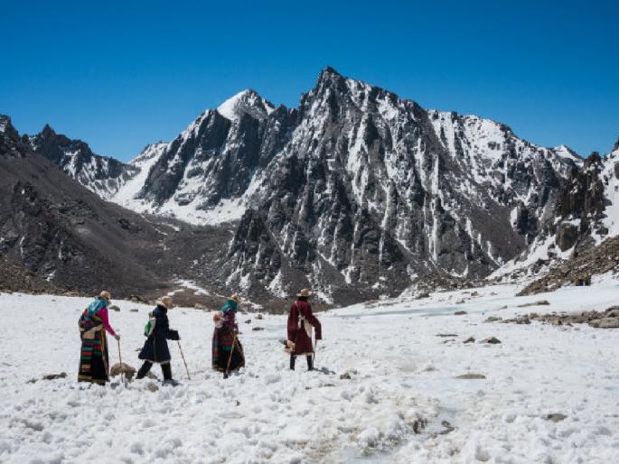 India-China Relations: Kailash Mansarovar Yatra to resume, sealed in meeting with China | मोठी बातमी! कैलास मानसरोवर यात्रा पुन्हा सुरू होणार, चीनसोबतच्या बैठकीत शिक्कामोर्तब India-China Relations: Kailash Mansarovar Yatra to resume, sealed in meeting with China | मोठी बातमी! कैलास मानसरोवर यात्रा पुन्हा सुरू होणार, चीनसोबतच्या बैठकीत शिक्कामोर्तब