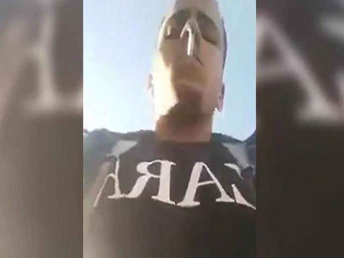 Egypt News, thief snatched mobile while reporter was giving live news, but made a big mistake; WATCH VIDEO | रिपोर्टर लाइव्ह न्यूज देत असताना चोराने मोबाईल पळवला, पण केली मोठी चुक; पाहा VIDEO Egypt News, thief snatched mobile while reporter was giving live news, but made a big mistake; WATCH VIDEO | रिपोर्टर लाइव्ह न्यूज देत असताना चोराने मोबाईल पळवला, पण केली मोठी चुक; पाहा VIDEO