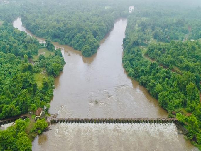 the confluence of the Gadnadi and Janvali rivers in Talkonkan, drone view | तळकोकणातील गडनदी, जानवली नद्यांचा संगम; ड्रोन कॅमेऱ्यातील नयनरम्य दृश्य the confluence of the Gadnadi and Janvali rivers in Talkonkan, drone view | तळकोकणातील गडनदी, जानवली नद्यांचा संगम; ड्रोन कॅमेऱ्यातील नयनरम्य दृश्य