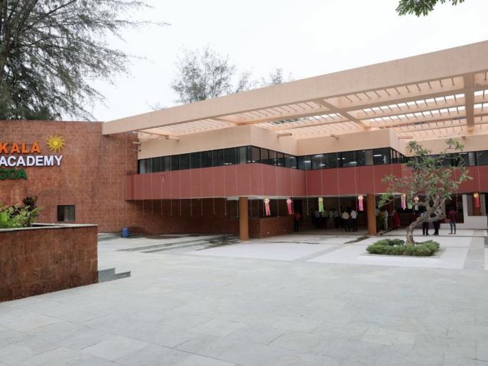 kala academy issue and clashes between govind gawade and actor sharad ponkshe | झुकेगा नहीं मंत्री... kala academy issue and clashes between govind gawade and actor sharad ponkshe | झुकेगा नहीं मंत्री...