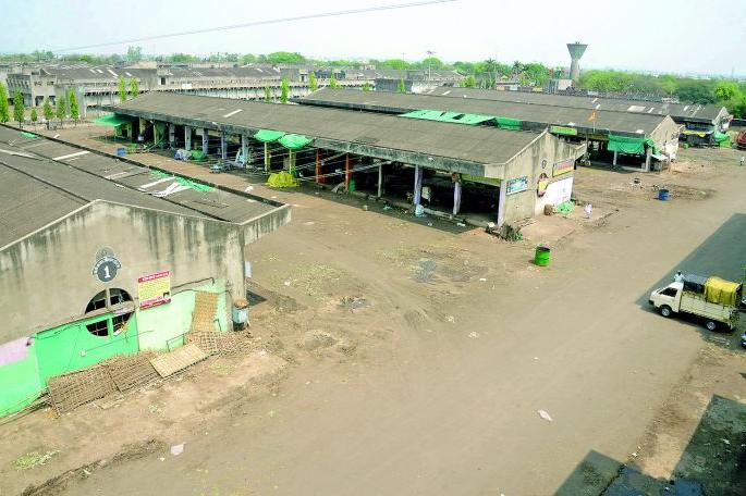 Wholesale grain markets in Kalmana will be open on Tuesday, Thursday, Saturday | कळमन्यातील होलसेल धान्य बाजार मंगळवार, गुरुवार, शनिवारी सुरू राहणार