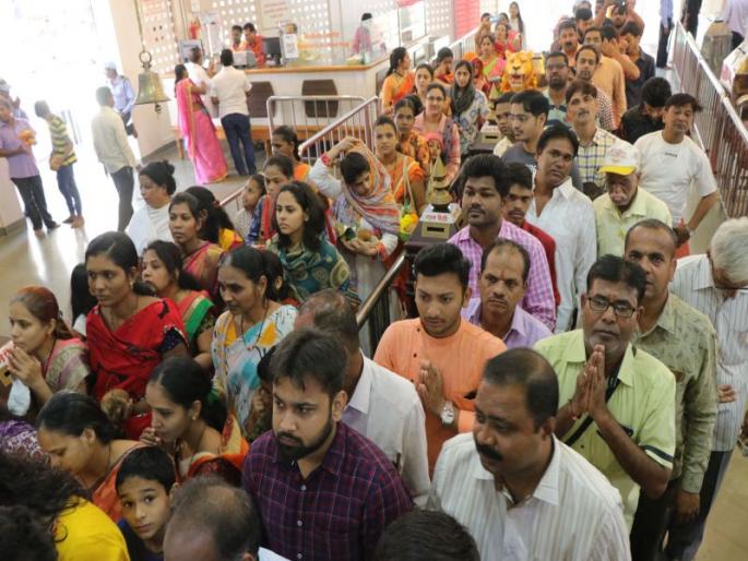 Navratri Utsav: Two women thieves in possession of Kalika Devi Temple area | नवरात्रोत्सव : कालिका देवी मंदिर परिसरातून दोघी महिला चोर ताब्यात Navratri Utsav: Two women thieves in possession of Kalika Devi Temple area | नवरात्रोत्सव : कालिका देवी मंदिर परिसरातून दोघी महिला चोर ताब्यात