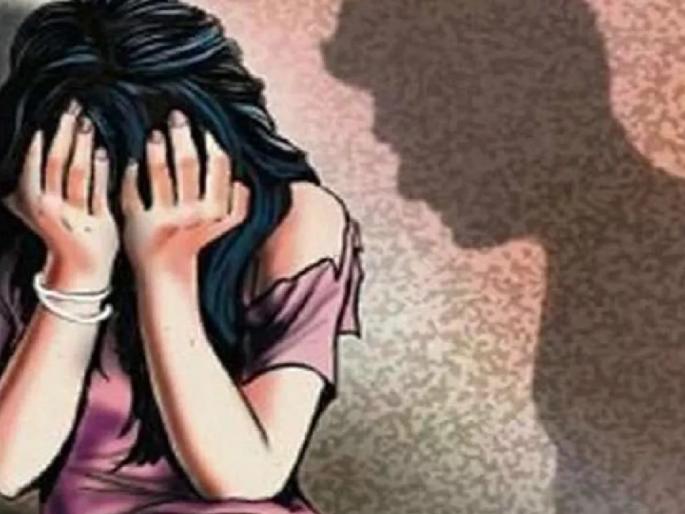 Harassing a young woman by luring her into marriage, extorting money by making obscene videos; A crime was committed against a youth from Kalamba in Kolhapur | Kolhapur: लग्नाचे आमिष दाखवून तरुणीवर अत्याचार, अश्लील व्हिडिओ करून आर्थिक लबाडणूक; कळंब्यातील तरुणावर गुन्हा Harassing a young woman by luring her into marriage, extorting money by making obscene videos; A crime was committed against a youth from Kalamba in Kolhapur | Kolhapur: लग्नाचे आमिष दाखवून तरुणीवर अत्याचार, अश्लील व्हिडिओ करून आर्थिक लबाडणूक; कळंब्यातील तरुणावर गुन्हा
