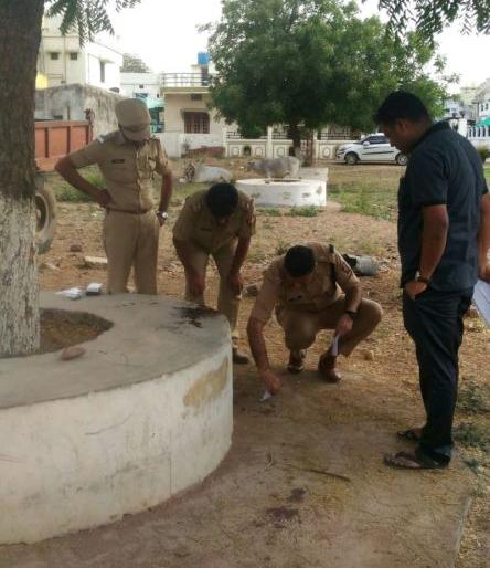 The murder of the young man by one-sided love: The knife-stricken on neck and back | एकतर्फी प्रेमातून तरुणाची हत्या : मान व पाठीवर केले चाकूने वार