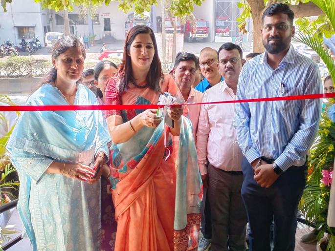 KDMC dedicates Aspirational Toilet on Women's Day | महिला दिनी केडीएमसीच्या वतीने आकांक्षी शौचालयाचे लोकार्पण KDMC dedicates Aspirational Toilet on Women's Day | महिला दिनी केडीएमसीच्या वतीने आकांक्षी शौचालयाचे लोकार्पण