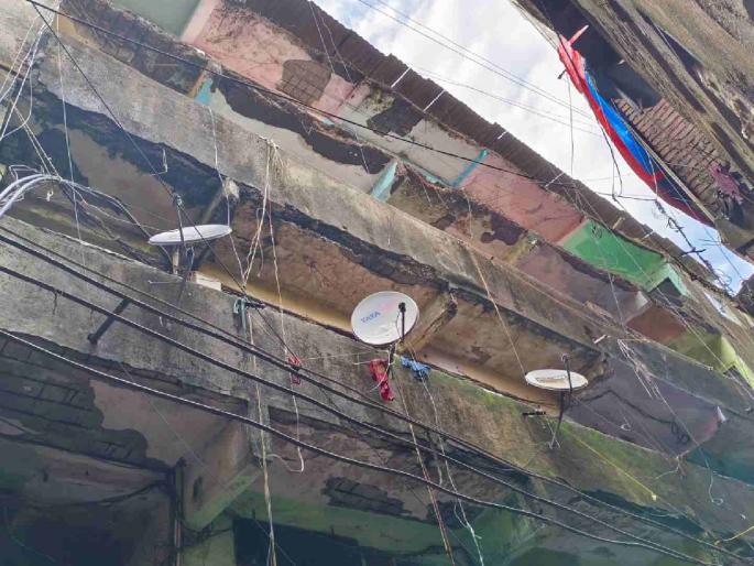 A case has been registered against the owner of a dangerous building in Kalyan | कल्याणमधील धाेकादायक इमारतीच्या मालकाविरोधात गुन्हा दाखल A case has been registered against the owner of a dangerous building in Kalyan | कल्याणमधील धाेकादायक इमारतीच्या मालकाविरोधात गुन्हा दाखल