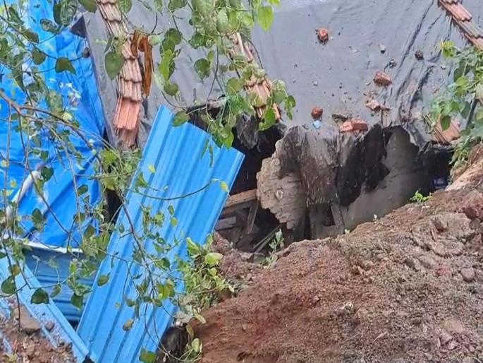 The MNS MLA extended a helping hand to those six families  | 'त्या' सहा कुटुंबांना मनसे आमदारानं दिला मदतीचा हात  The MNS MLA extended a helping hand to those six families  | 'त्या' सहा कुटुंबांना मनसे आमदारानं दिला मदतीचा हात