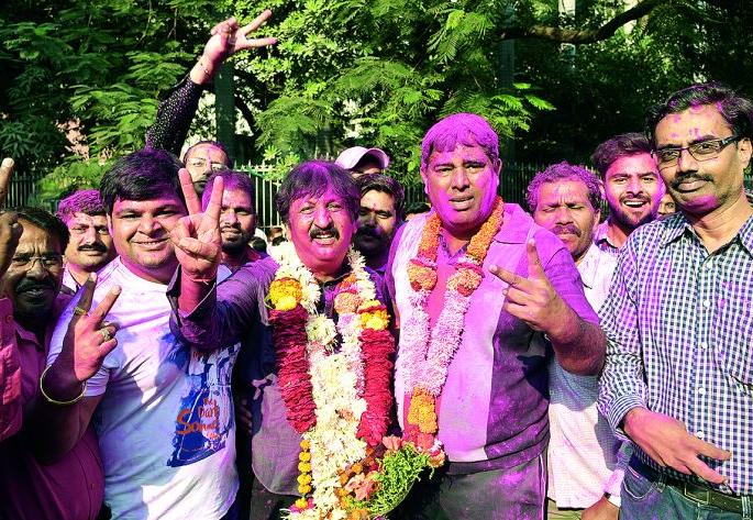 DBA Election: Kamal Satuja as President, Nitin Deshmukh elected as Secretary | डीबीए निवडणूक : अध्यक्षपदी कमल सतुजा, सचिवपदी नितीन देशमुख विजयी DBA Election: Kamal Satuja as President, Nitin Deshmukh elected as Secretary | डीबीए निवडणूक : अध्यक्षपदी कमल सतुजा, सचिवपदी नितीन देशमुख विजयी