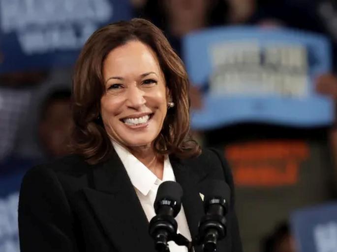 Vote to put country first; I represent the new generation says Harris  | देशाला प्रथमस्थानी ठेवण्यासाठी मतदान करा; मी नव्या पिढीचे प्रतिनिधित्व करते - हॅरिस 