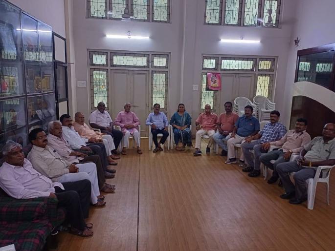 Kunbi OBC Action Committee boycotts government meeting on 29 | सरकारच्या २९ रोजीच्या बैठकीवर कुणबी ओबीसी कृती समितीचा बहिष्कार  Kunbi OBC Action Committee boycotts government meeting on 29 | सरकारच्या २९ रोजीच्या बैठकीवर कुणबी ओबीसी कृती समितीचा बहिष्कार