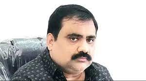 With Shindesena's aggressiveness, there are big challenges ahead of the troubled army | शिंदेसेना आक्रमक झाल्याने अडचणीतील सेनेपुढे मोठी आव्हाने With Shindesena's aggressiveness, there are big challenges ahead of the troubled army | शिंदेसेना आक्रमक झाल्याने अडचणीतील सेनेपुढे मोठी आव्हाने