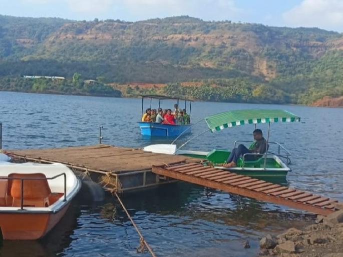 Tourism of Kandwan in Shahuwadi taluka near Chandoli Dam is a glimpse of biodiversity, Tourists increased | Sangli: कांडवणच्या पर्यटनातून घडतेय जैवविविधतेचे दर्शन, पर्यटकांचा ओघ वाढला Tourism of Kandwan in Shahuwadi taluka near Chandoli Dam is a glimpse of biodiversity, Tourists increased | Sangli: कांडवणच्या पर्यटनातून घडतेय जैवविविधतेचे दर्शन, पर्यटकांचा ओघ वाढला