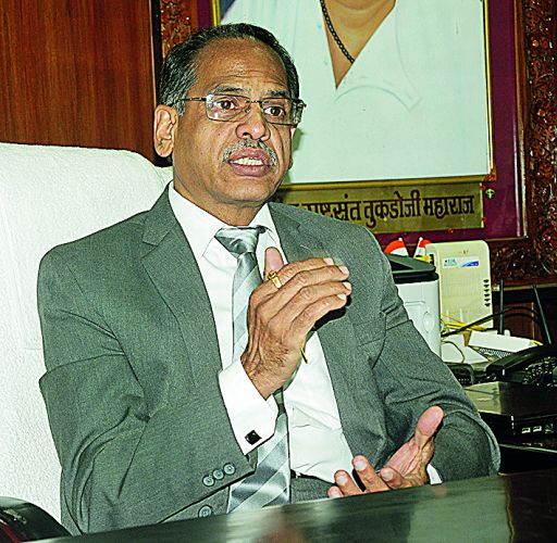 RSS lessons in other universities in the country also | देशातील इतर विद्यापीठातदेखील संघाचे धडे RSS lessons in other universities in the country also | देशातील इतर विद्यापीठातदेखील संघाचे धडे