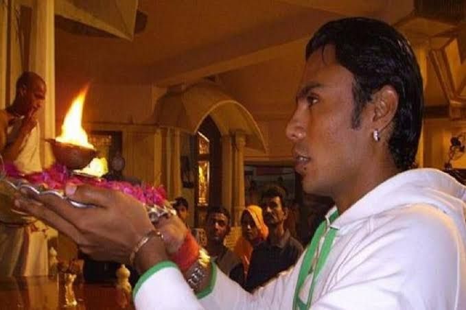 Danish Kaneria said bias things related to Pakistan; Javed Miandad criticized | दानिश कनेरिया हा पाकिस्तानच्या मीठाला जागलाच नाही; जावेद मियाँदादने केली जळजळीत टीका