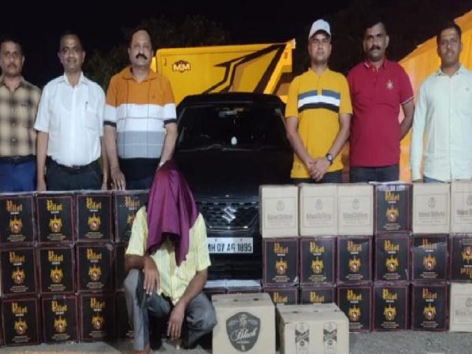 Illegal transportation of liquor, One person detained with valuables worth ten lakhs | Sindhudurg: अवैधरीत्या दारू वाहतूक, दहा लाखाचा मुद्देमाल जप्त; एकजण ताब्यात Illegal transportation of liquor, One person detained with valuables worth ten lakhs | Sindhudurg: अवैधरीत्या दारू वाहतूक, दहा लाखाचा मुद्देमाल जप्त; एकजण ताब्यात