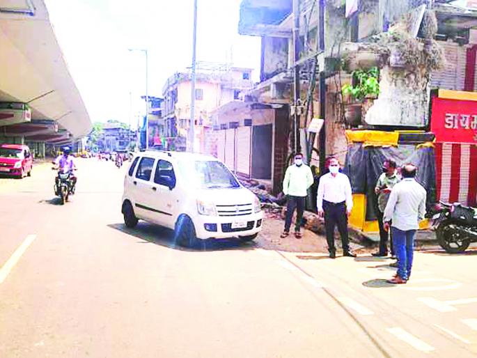Filed a case against a cloth shopkeeper in Kankavali | कणकवलीतील कापड दुकानदारावर गुन्हा दाखल Filed a case against a cloth shopkeeper in Kankavali | कणकवलीतील कापड दुकानदारावर गुन्हा दाखल