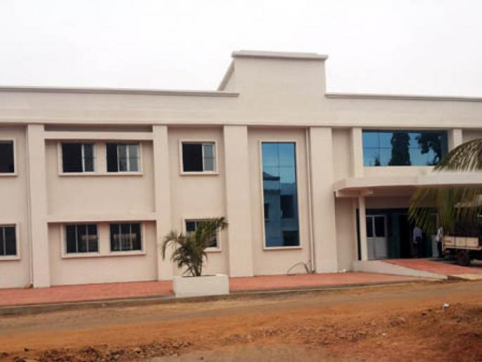 Sindhudurg Medical College starting from next year; 966 crore expenditure possible | सिंधुदुर्ग वैद्यकीय महाविद्यालय येत्या वर्षापासून सुरू; ९६६ कोटींचा खर्च शक्य Sindhudurg Medical College starting from next year; 966 crore expenditure possible | सिंधुदुर्ग वैद्यकीय महाविद्यालय येत्या वर्षापासून सुरू; ९६६ कोटींचा खर्च शक्य