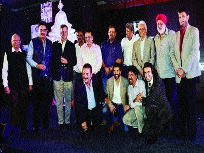 1983 World Cup thriller on big screens ... Kapil Dev and team tell funny story: Udvali Dhhamal | १९८३ विश्वचषक स्पर्धेचा थरार मोठ्या पडद्यावर... कपिलदेव आणि टीमने मजेशीर किस्से सांगून उडवली धमाल