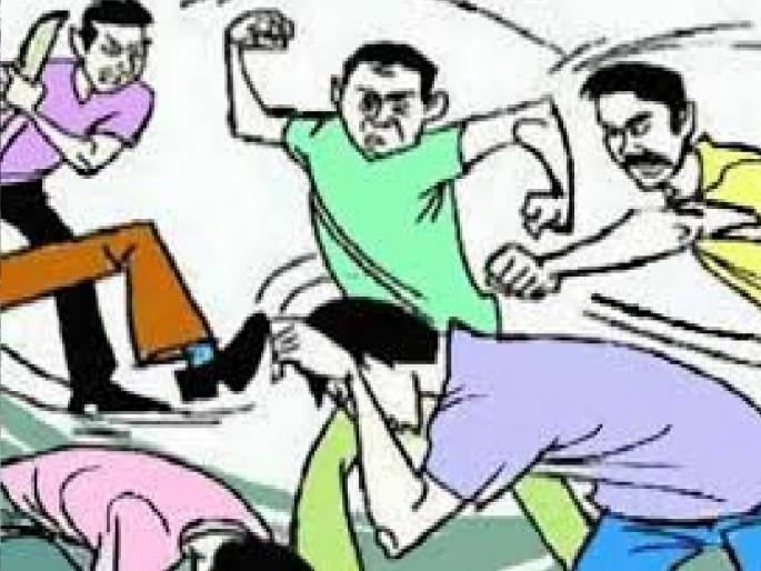 Four men entered a hotel and beat up the manager waiter and chef because they could not speak Marathi in karad satara | Satara Crime: मराठीत बोलत नाही म्हणून हॉटेल कामगारांना मारहाण, तिघे जखमी; चौघांवर गुन्हा दाखल Four men entered a hotel and beat up the manager waiter and chef because they could not speak Marathi in karad satara | Satara Crime: मराठीत बोलत नाही म्हणून हॉटेल कामगारांना मारहाण, तिघे जखमी; चौघांवर गुन्हा दाखल