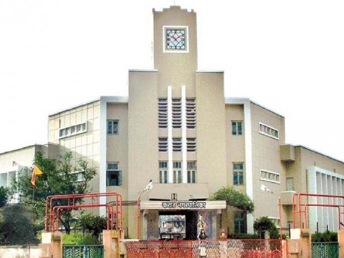 Fight between officials and contractors in Karad Municipality, case registered on conflicting complaints | Satara: कऱ्हाड पालिकेत अधिकारी-ठेकेदारामध्ये मारामारी, परस्परविरोधी फिर्यादीवरून गुन्हा दाखल