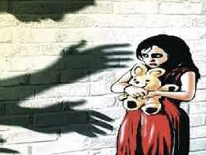 A minor girl was assaulted by two men in Karad taluka satara | Satara: अल्पवयीन मुलीवर दोघांकडून अत्याचार, कऱ्हाड तालुका हादरला; एकास अटक A minor girl was assaulted by two men in Karad taluka satara | Satara: अल्पवयीन मुलीवर दोघांकडून अत्याचार, कऱ्हाड तालुका हादरला; एकास अटक