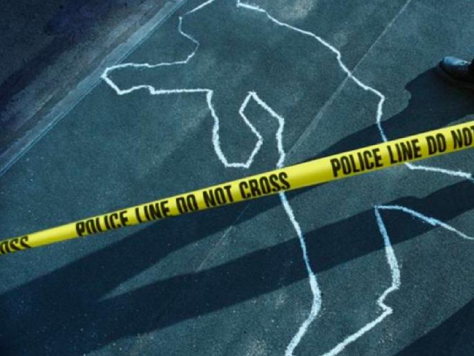 A woman was beaten to death with a wooden stick for not having cooked food in karad | Satara: जेवण न बनविल्याच्या रागातून महिलेचा खून, ऊसतोड मजुराला अटक A woman was beaten to death with a wooden stick for not having cooked food in karad | Satara: जेवण न बनविल्याच्या रागातून महिलेचा खून, ऊसतोड मजुराला अटक