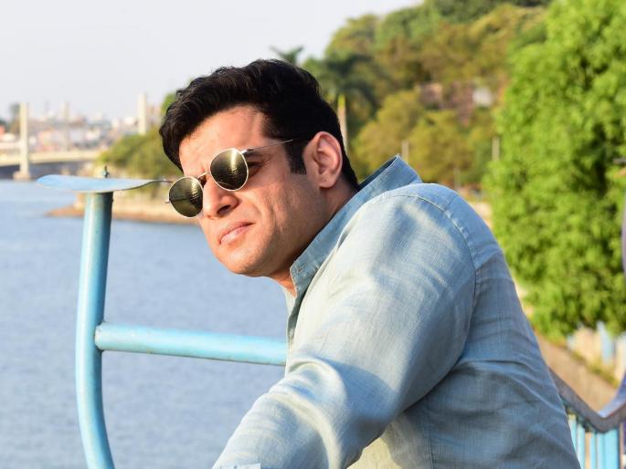 karan patel comeback after 4 years in laughter chefs 3 after tv industry boycott him | सेटवर दारु प्यायल्याने अन् जास्त मानधनाची मागणी केल्याने इंडस्ट्रीने केलेलं बॉयकॉट; आता ४ वर्षांनी अभिनेत्याचं कमबॅक karan patel comeback after 4 years in laughter chefs 3 after tv industry boycott him | सेटवर दारु प्यायल्याने अन् जास्त मानधनाची मागणी केल्याने इंडस्ट्रीने केलेलं बॉयकॉट; आता ४ वर्षांनी अभिनेत्याचं कमबॅक