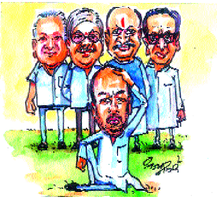 Do not laugh at the lotus? Play the game for the night ... because of politics | काकांना कमळाचाच हिसका? रात्रीस खेळ चाले... कारण राजकारण Do not laugh at the lotus? Play the game for the night ... because of politics | काकांना कमळाचाच हिसका? रात्रीस खेळ चाले... कारण राजकारण